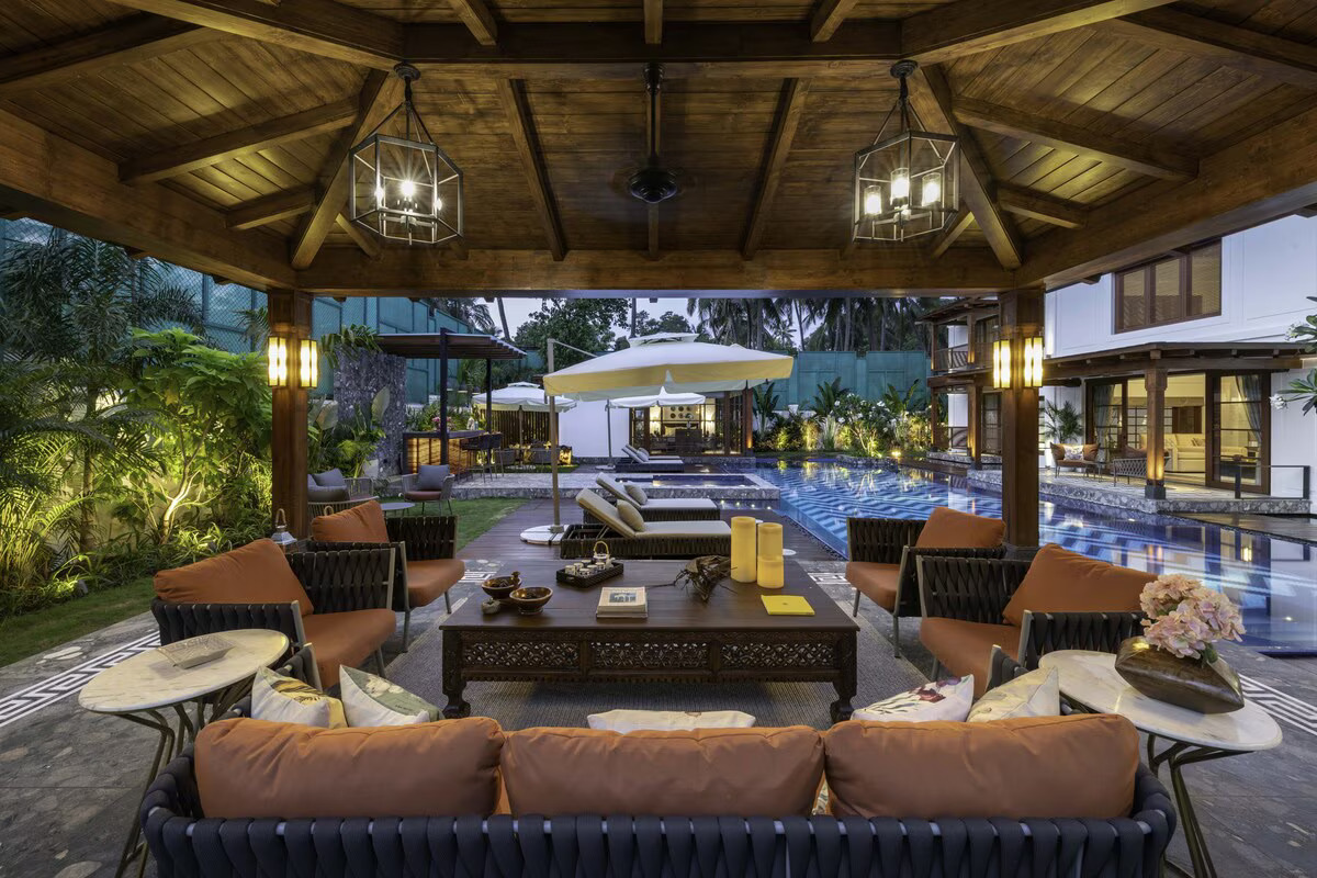 Azara Beach House — the gazebo